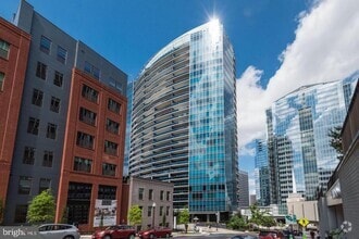 Building Photo - 1881 N Nash St