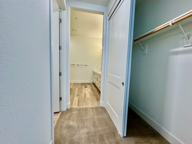 Building Photo - 45128 Warm Springs Blvd