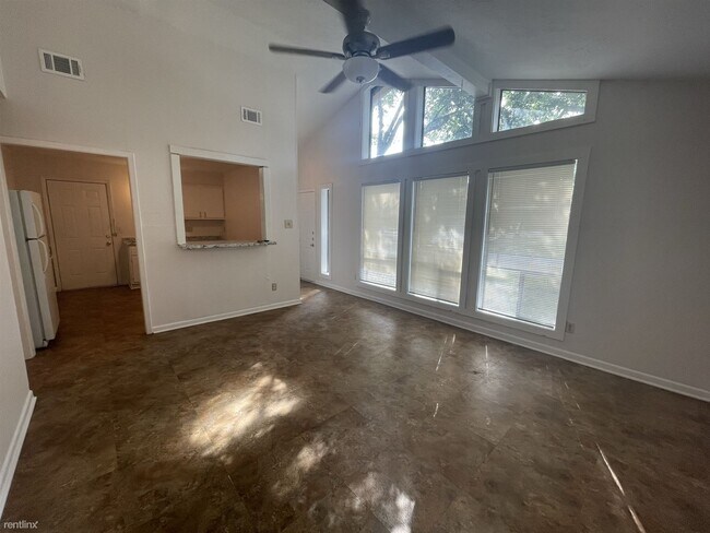 Building Photo - 3 br, 2 bath House - 1013 San Benito Dr. 1...