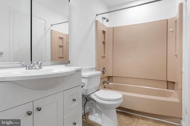 Building Photo - 402A Mulberry Cove