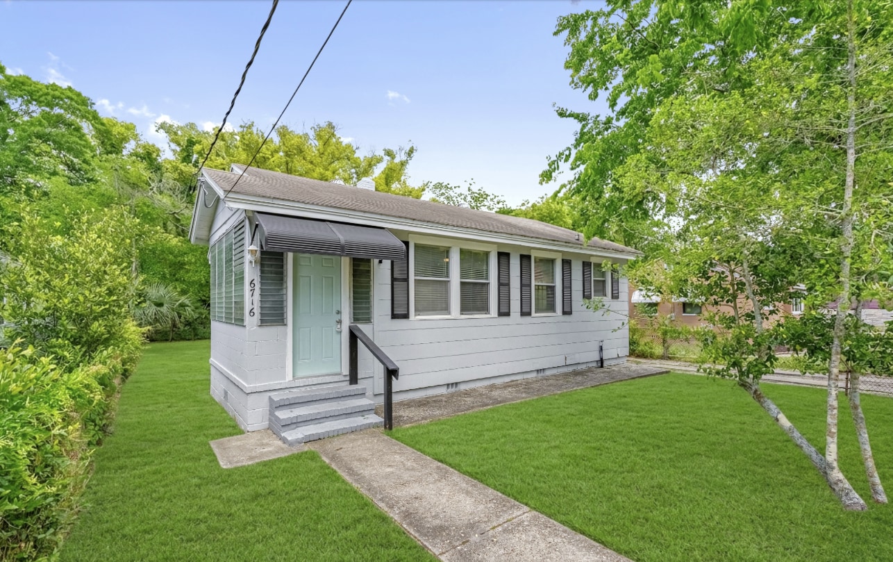 Building Photo - 6716 Perry St