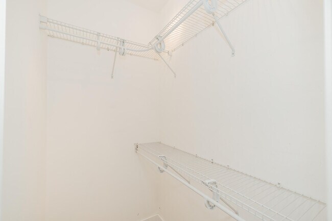 Building Photo - 133 Alicia Dr