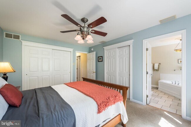 Building Photo - 19 Patriot Ct