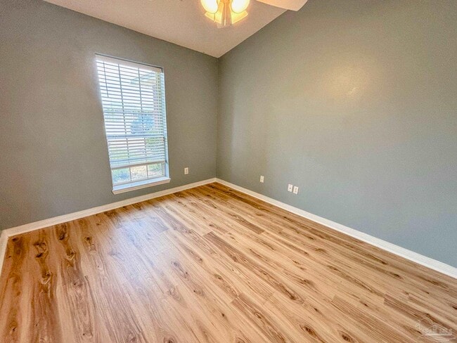 Building Photo - 5494 Keel Dr