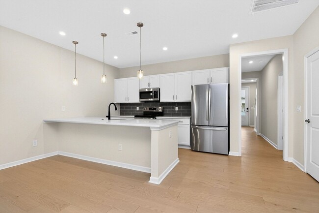 Building Photo - Brand NEW Townhome for RENT!