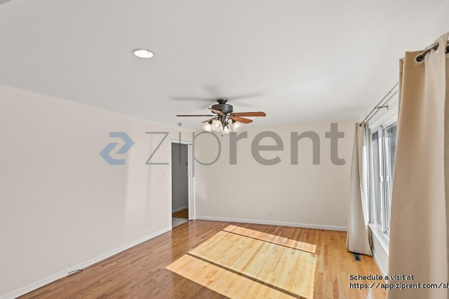Building Photo - 38289 Ballard Dr