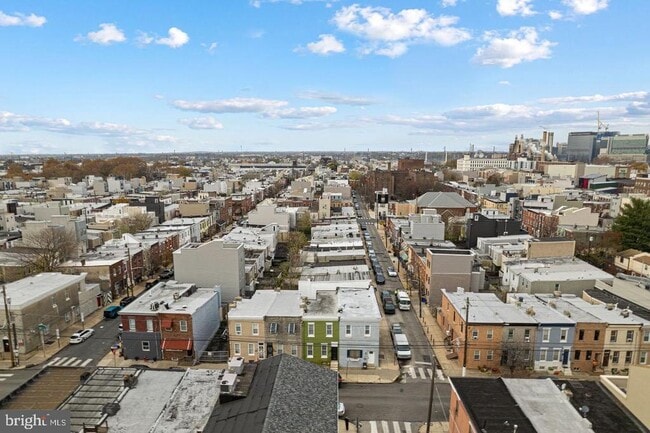 Building Photo - 2106 Manton St