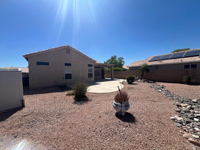 Building Photo - 19231 N Coyote Lakes Pkwy