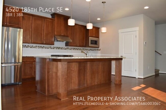 Building Photo - 4520 185th Pl SE
