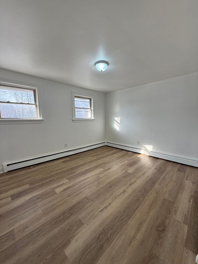 Building Photo - 1438 S 8th St