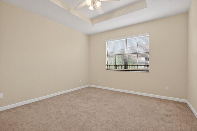 Building Photo - 8435 Blue Cove Way