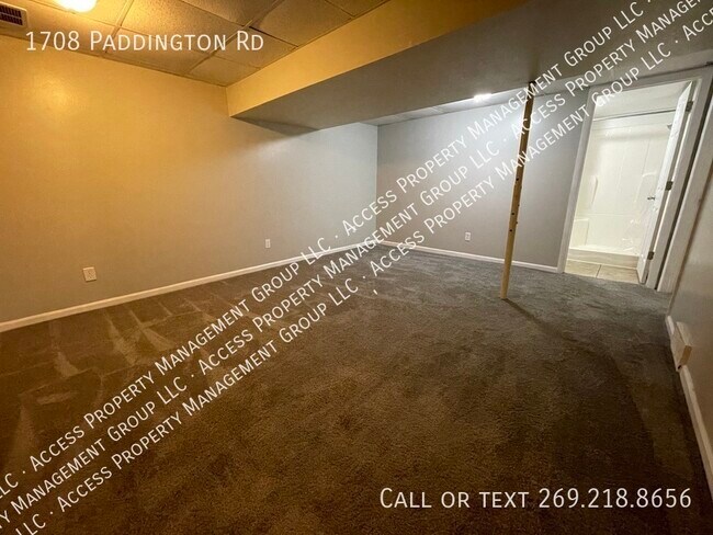 Building Photo - 1708 Paddington Rd