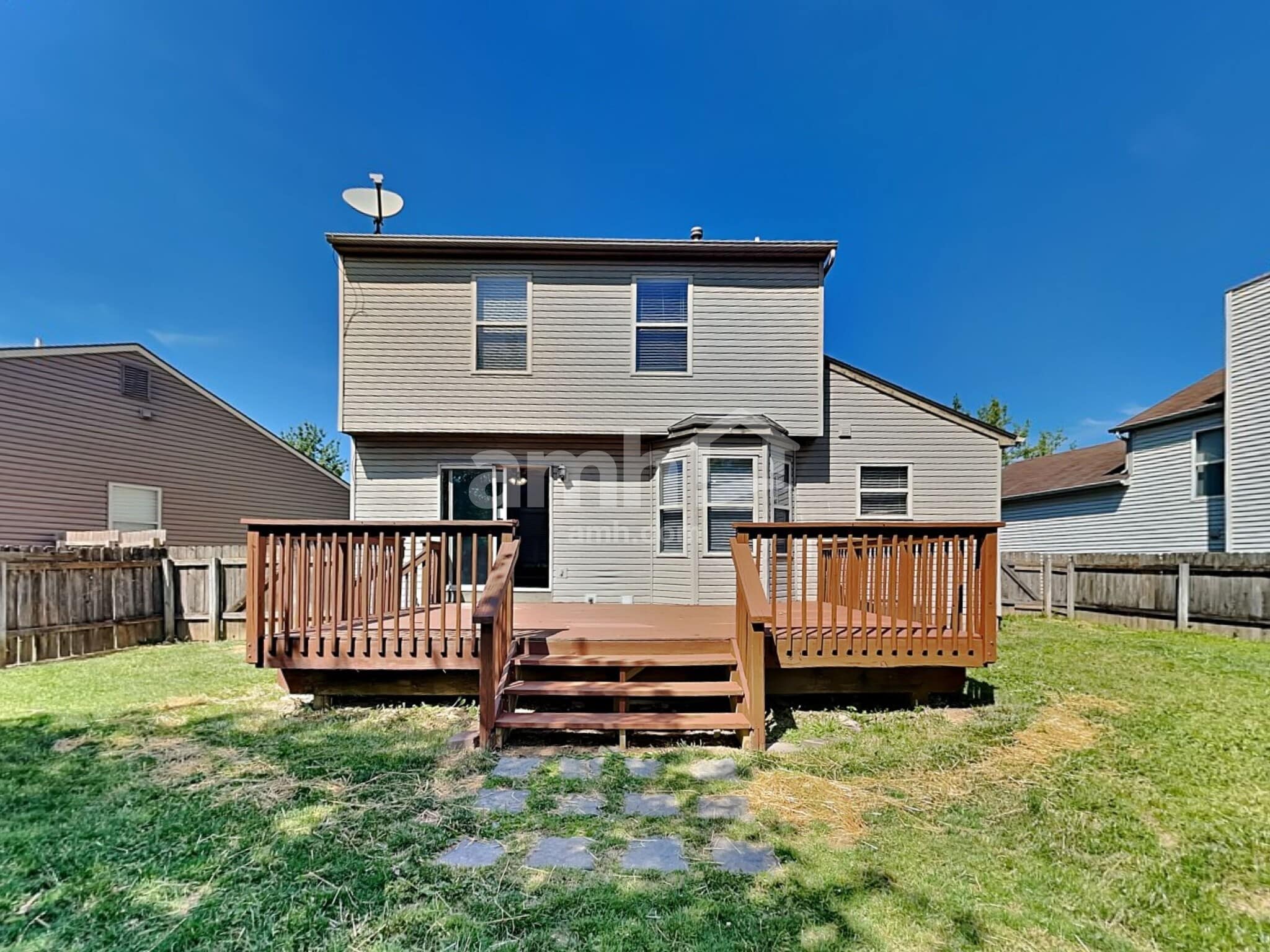 Building Photo - 1333 Sandrell Dr