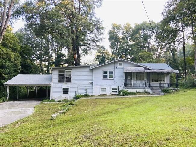 Primary Photo - 418 Holly Dr SE