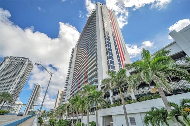 Building Photo - 2602 Halladale cu-T3105