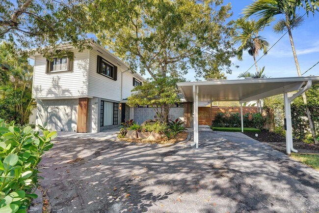 Building Photo - 4417 SW 38th Terrace