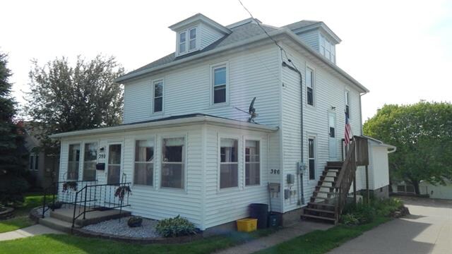 Primary Photo - 386 Ellen St