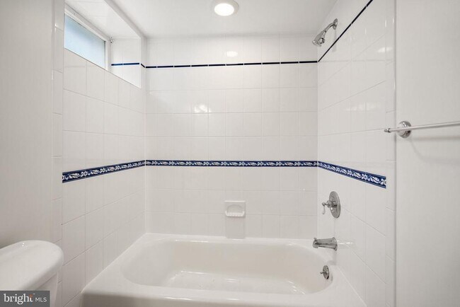 Building Photo - 4008 Rosemary St