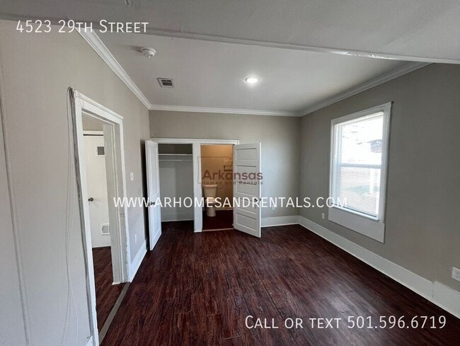 Building Photo - 4523 W 29th St