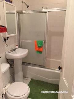 Building Photo - 140 St Alphonsus St