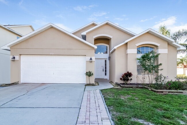 Building Photo - 572 Eagle Pointe S