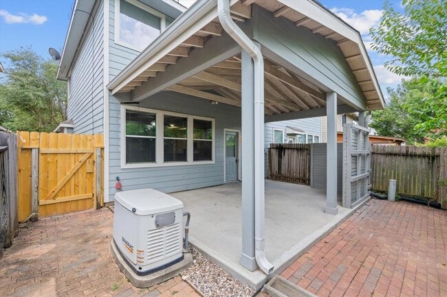 Building Photo - 2946 Loganberry Park Ln