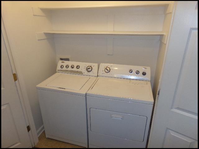 Building Photo - 9800 Herndon Rd