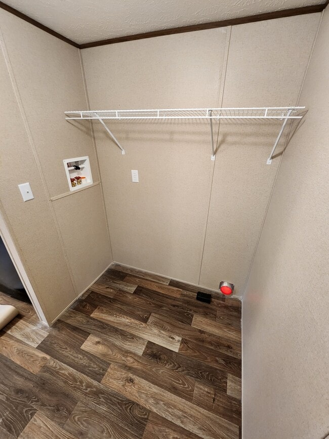 Building Photo - 2408 Park Edge Way