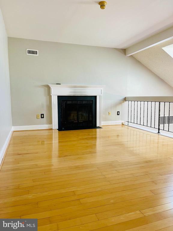 Building Photo - 1908 Society Pl