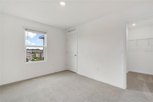 Building Photo - 5682 Nispero Wy