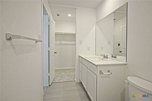 Building Photo - 11806 Bluebell Rdg