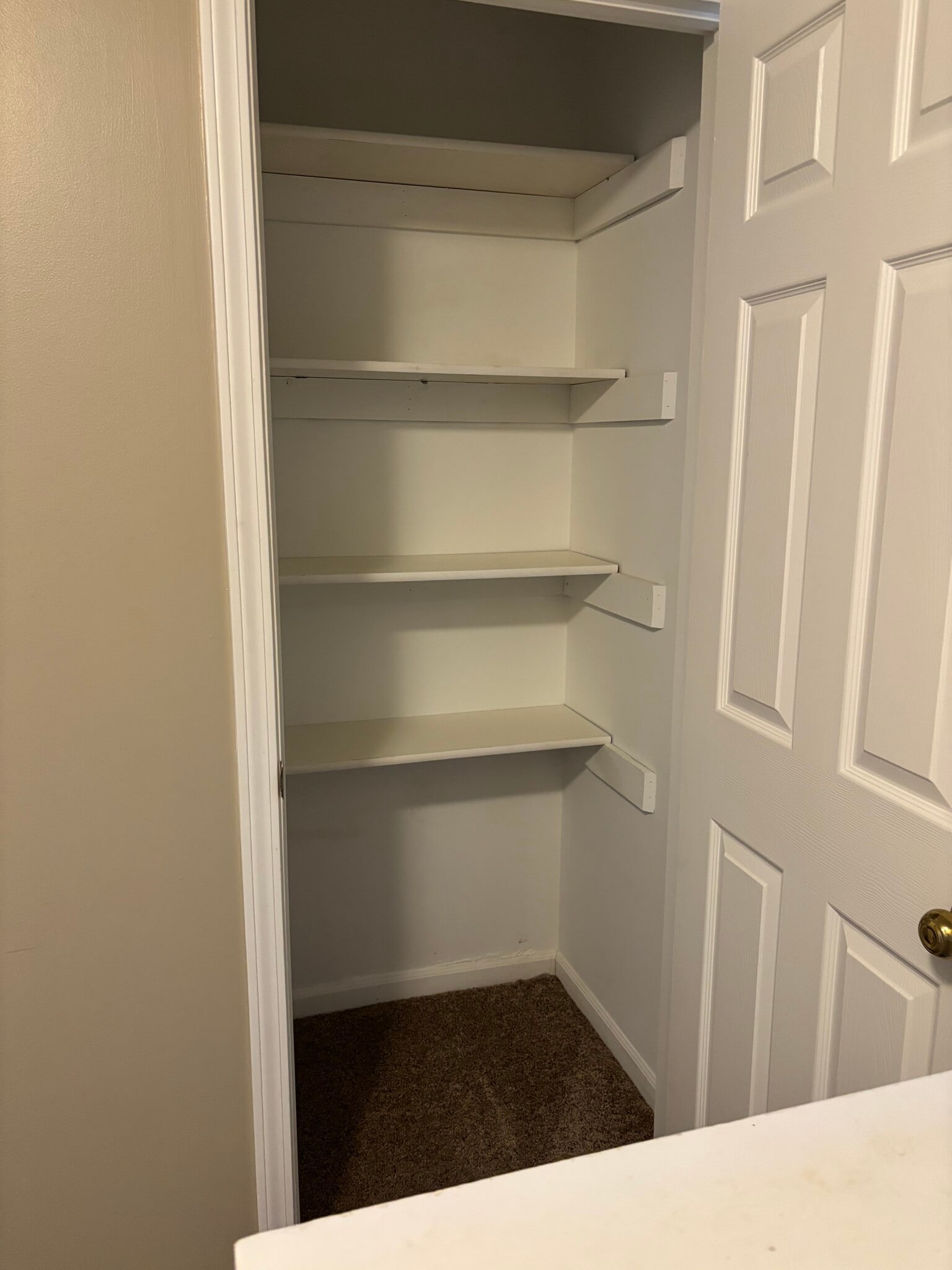 Building Photo - 5357 Ponderosa St.