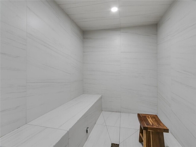 Building Photo - 155 E Boca Raton Rd