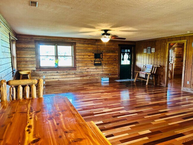 Building Photo - 101 Choctaw Dr