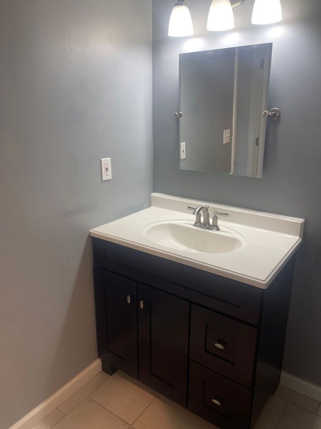 Building Photo - COMING SOON! Beautiful 4 Bedroom Home in Mechanicsburg