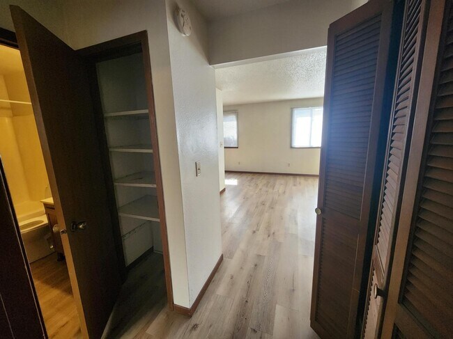 Building Photo - 922 Boston Way