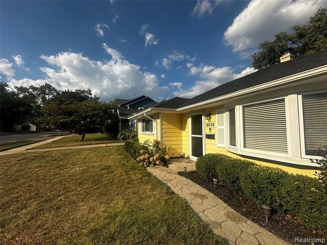 Building Photo - 4614 Olivia Ave
