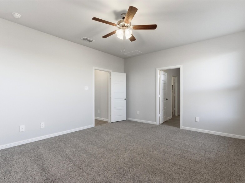 Bedroom - 713 Amber Fields Dr