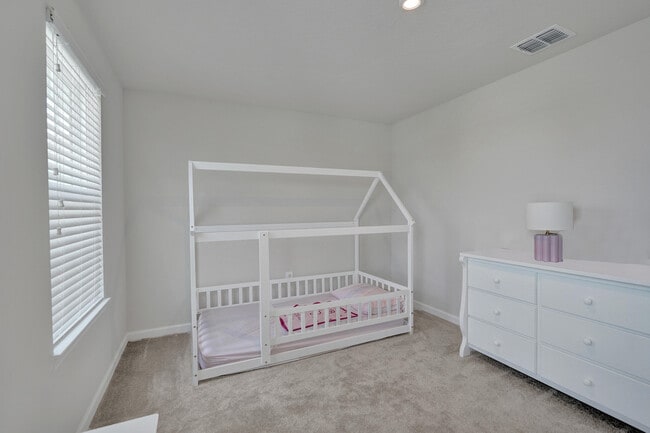 Building Photo - 12749 SW Orvieto Wy