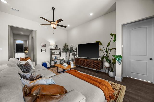 Building Photo - 2516 Briarbrook Dr