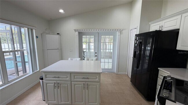 Building Photo - 632 Dharma Cir