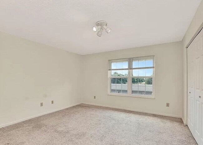 Building Photo - 1502 Spinnaker Way