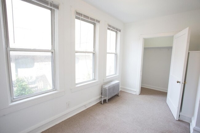Floorplan - 5336-5338 S. Hyde Park Boulevard