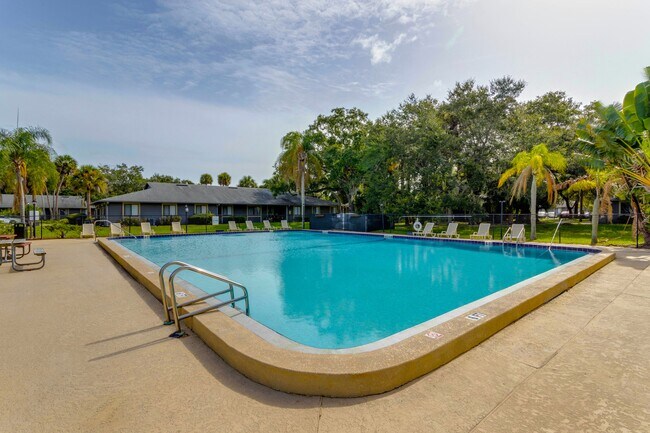 Building Photo - Windover Palms