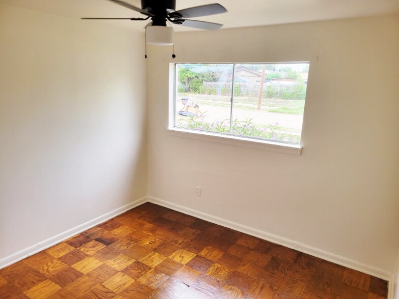 Building Photo - 3202 Jana Pl