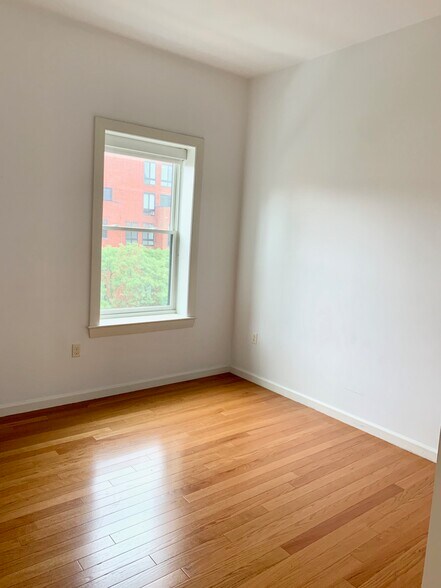 2nd Bedroom - 177 Newbury St