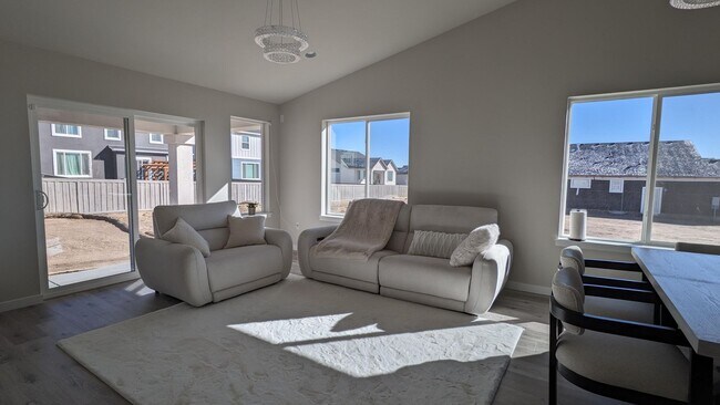 Building Photo - 8260 Nat Love Dr