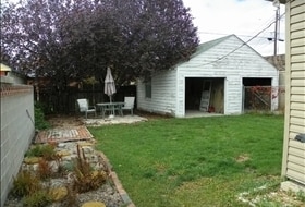 Building Photo - 3 BD. 1 BA. Granite Counters. Wood Floors