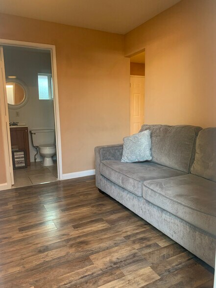 Building Photo - 3856 Lassen Dr