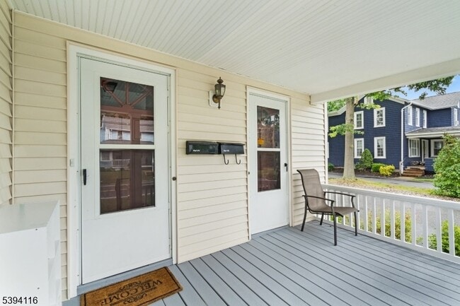 Building Photo - 10 Kenvil Ave